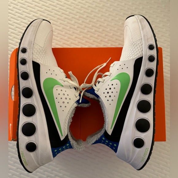 Nike Cruz One - 2 pairs, very lightly used (less than 5 times each) - Picture 3 of 10